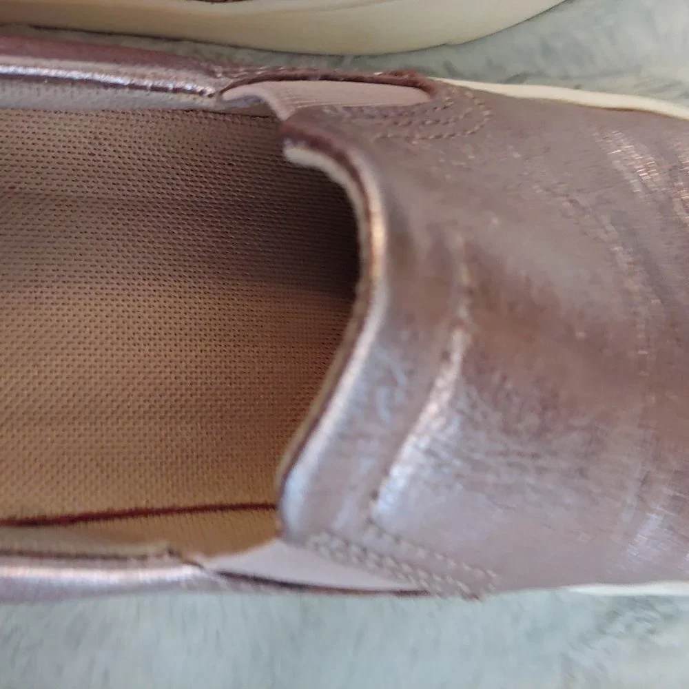 Naturalizer pale pink metallic leather slipon loafer size 7 - Picture 13 of 14